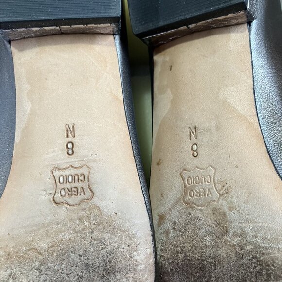 Vaneli Women's Metallic Leather Flats Size 8M Comes with Box - Picture 6 of 8